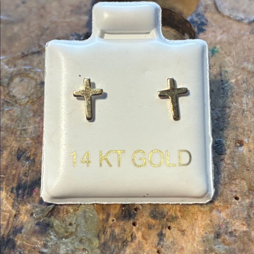 14k Gold Cross Stud Earrings -